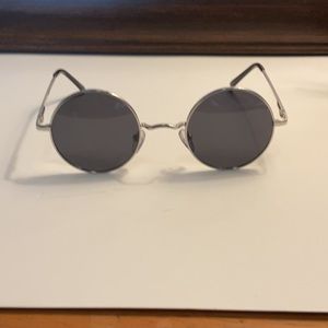 Trendy dark Granny sunglasses,silver frames,straight,sturdy,scratch free